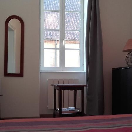 מולאן L'Appartement D'Aymar חדר תמונה